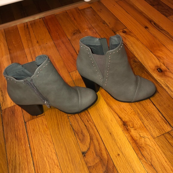 Booties - Picture 3 of 6